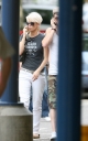 Sarah_and_Tom_at_Morrisons_24_05_07_281229.jpg