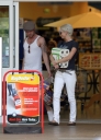 Sarah_and_Tom_at_Morrisons_24_05_07_28529.jpg