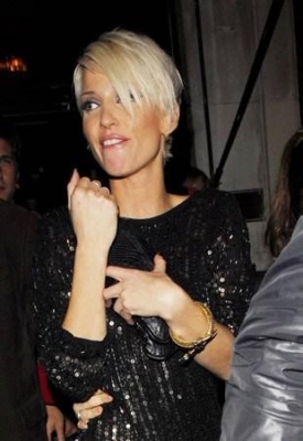 Girls_Aloud_Arriving_and_Leaving_Kimberley_s_birthday_party_25_11_07_284329.jpg