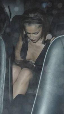 Girls_Aloud_Arriving_and_Leaving_Kimberley_s_birthday_party_25_11_07_286229.jpg