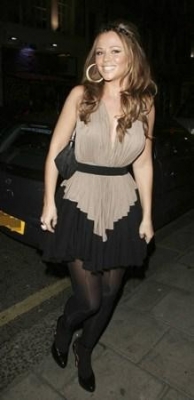 Girls_Aloud_Arriving_and_Leaving_Kimberley_s_birthday_party_25_11_07_287329.jpg