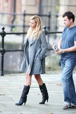 Sarah_and_Nadine_Leaving_Century_FM_Radio_24_10_07_281229.jpg