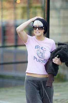 Sarah_and_Nadine_Leaving_Century_FM_Radio_24_10_07_282729.jpg
