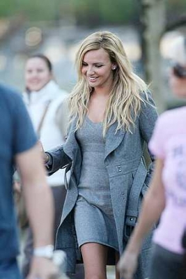 Sarah_and_Nadine_Leaving_Century_FM_Radio_24_10_07_284129.jpg