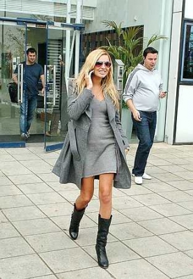 Sarah_and_Nadine_Leaving_Century_FM_Radio_24_10_07_284929.jpg