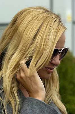 Sarah_and_Nadine_Leaving_Century_FM_Radio_24_10_07_287329.jpg
