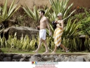 Sarah_Harding_and_Tom_on_holiday_in_the_Indian_Ocean_15_06_07_281229.jpg