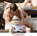 Sarah_Harding_and_Tom_on_holiday_in_the_Indian_Ocean_15_06_07_28829.jpg