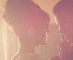 tumblr_m7ruo4efEp1r69ygno2_250.gif