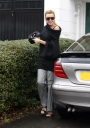 Nadine_Coyle_leaving_her_home_20_11_07_28129.jpg
