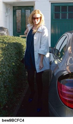 Nadine_Coyle_Leaving_Home_23_11_07_28529.jpg