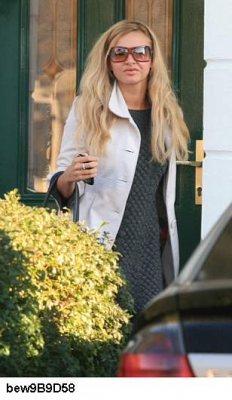 Nadine_Coyle_Leaving_Home_23_11_07_28629.jpg