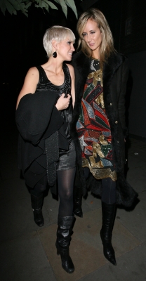 Sarah_Harding_outside_Embassy_26_10_07_282029.jpg