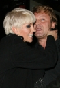 Имя файла=Sarah_Harding_outside_Embassy_26_10_07_281429.jpg
Размер файла=446КБ
Размеры=2065x3000
Дата=Июль 29, 2012 Sarah_Harding_outside_Embassy_26_10_07_281429.jpg