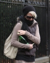 Имя файла=Sarah_Leaving_Her_House_13_11_07_28129.jpg
Размер файла=314КБ
Размеры=1606x1978
Дата=Июль 29, 2012 Sarah_Leaving_Her_House_13_11_07_28129.jpg