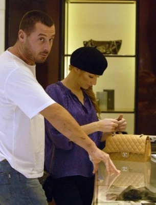 Shopping_at_Sloane_Street_08_10_07_281229.jpg