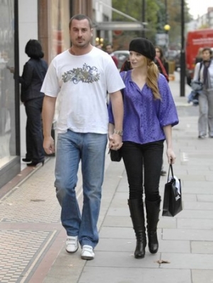 Shopping_at_Sloane_Street_08_10_07_28729.jpg