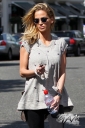 Sarah_Harding_out_and_about_in_London_30_07_12_281729.jpg