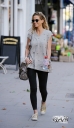 Sarah_Harding_out_and_about_in_London_30_07_12_28329.jpg