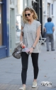 Sarah_Harding_out_and_about_in_London_30_07_12_28729.jpg