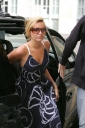 Arriving_at_a_Photo_Studio_16_08_07_28129.jpg