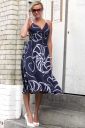 Arriving_at_a_Photo_Studio_16_08_07_28429.jpg