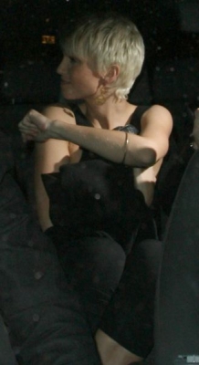 Sarah_Harding_leaves_the_Mahiki_Club2C_London2C_England_26_09_07_283029.jpg