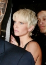 Имя файла=Sarah_Harding_leaves_the_Mahiki_Club2C_London2C_England_26_09_07_283829.jpg
Размер файла=45КБ
Размеры=422x600
Дата=Июль 31, 2012 Sarah_Harding_leaves_the_Mahiki_Club2C_London2C_England_26_09_07_283829.jpg