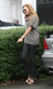 Nadine_Coyle_leaving_her_house_London2C_England_22_08_07_281029.jpg