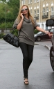 Nadine_Coyle_leaving_her_house_London2C_England_22_08_07_28829.jpg