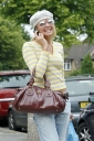 Nadine_Coyle_Tanning_Shop_In_London_07_06_07_28929.jpg