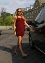 Nadine_Leaving_Her_House_26_04_07_28129.jpg