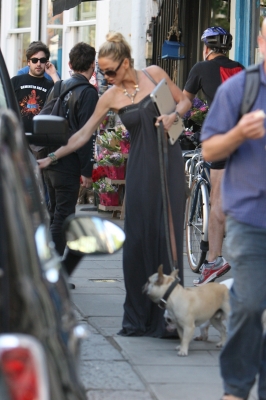 Sarah_Harding_out_in_North_London_03_08_12_281829.jpg