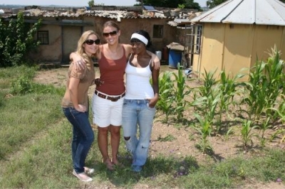 In_Africa_for_Comic_Relief_fevral_2007_28729.jpg