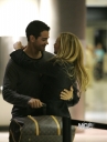 Nadine_and_Jesse_reunite_at_LAX_airport_20_11_06_28629.jpg