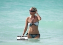 Имя файла=Sarah_on_holiday_in_Dubai_22_08_06_28729.jpg
Размер файла=112КБ
Размеры=1788x1312
Дата=Авг 09, 2012 Sarah_on_holiday_in_Dubai_22_08_06_28729.jpg