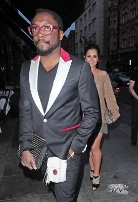 Cheryl_Cole_and_Will_I_Am_at_Scott27s_restaurant_28929.jpg