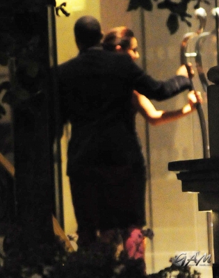 Cheryl_leaving_Nobu_13_08_12_283829.jpg