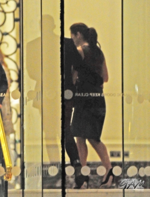 Cheryl_leaving_Nobu_13_08_12_284429.jpg