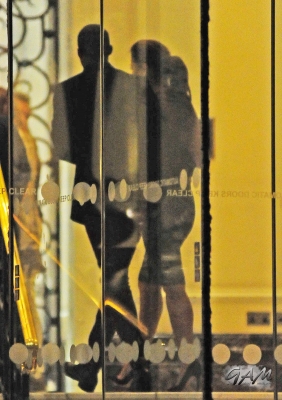 Cheryl_leaving_Nobu_13_08_12_284629.jpg