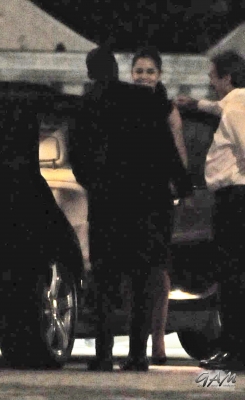 Cheryl_leaving_Nobu_13_08_12_28929.jpg