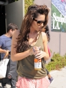 Cheryl_arriving_at_tour_rehearsals_in_LA_20_08_12_28329.jpg