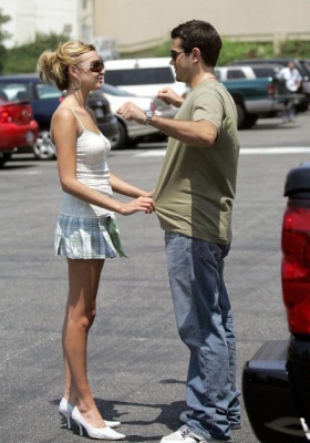 Nadine_and_Jesse_in_West_Hollywood_09_09_06_28529.jpg