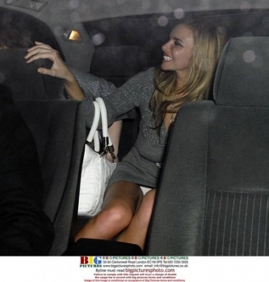 Nadine_leaving_Cuckoo_Club_in_London_10_12_06_281129.jpg