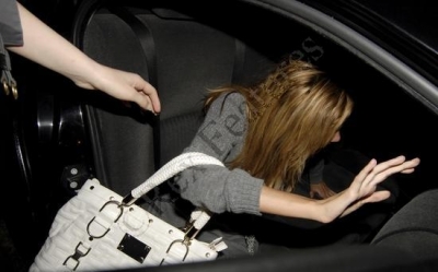 Nadine_leaving_Cuckoo_Club_in_London_10_12_06_282429.jpg