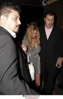 Nadine_leaving_Cuckoo_Club_in_London_10_12_06_28729.jpg