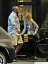 Sarah_Harding_outside_a_bar_in_North_London_23_08_12_281829.jpg