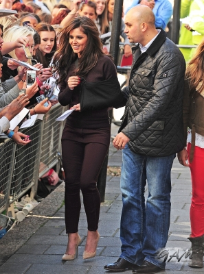 Cheryl_Cole_on_BBC_Radio_1_31_08_12_2817729.jpg