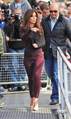 Cheryl_Cole_on_BBC_Radio_1_31_08_12_2819629.jpg