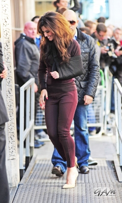 Cheryl_Cole_on_BBC_Radio_1_31_08_12_2820229.jpg